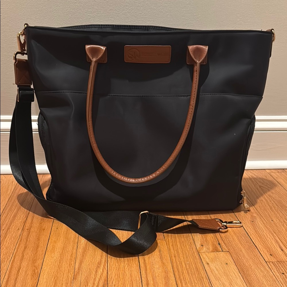 Sarah Wells Abby breast pump bag